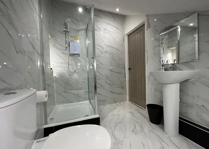 New Penthouse Pad - 5 Mins From Leeds Centre לידס